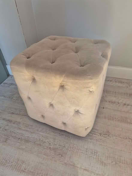Photo of free Pale grey upholstered cube stool (Chalfont St Peter SL9) #3