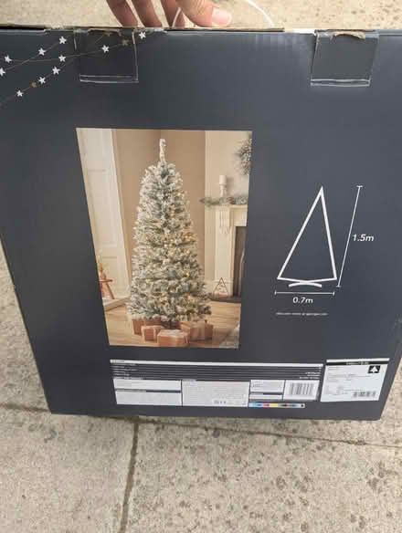 Photo of free Christmas Tree in Box (CV3) #2