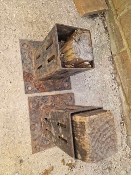 Photo of free X2 metposts fence boots 75 x 75 (Seaford BN25) #1