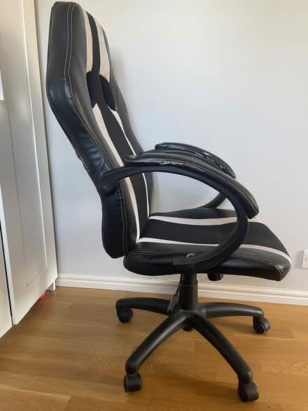Photo of free Gaming/PC Chair (W3) #3