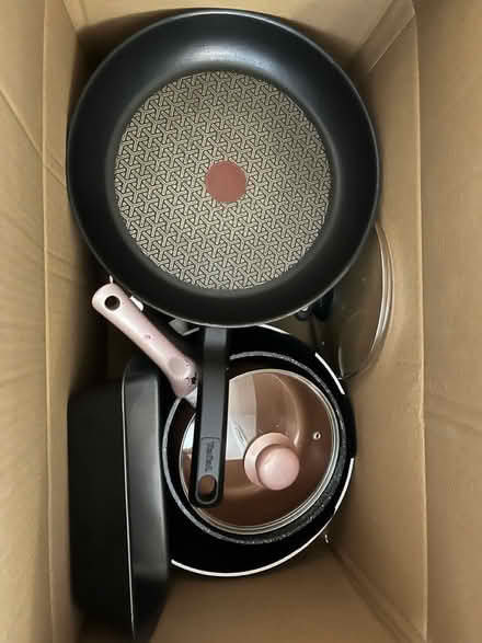 Photo of free Pots and pans (WN6 Shevington) #2