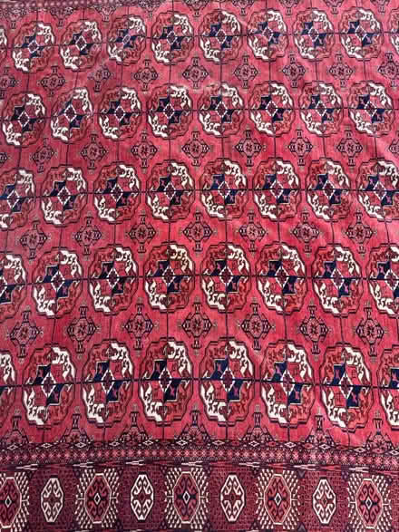 Photo of free Large vintage rug (Lower Clapton E5) #3