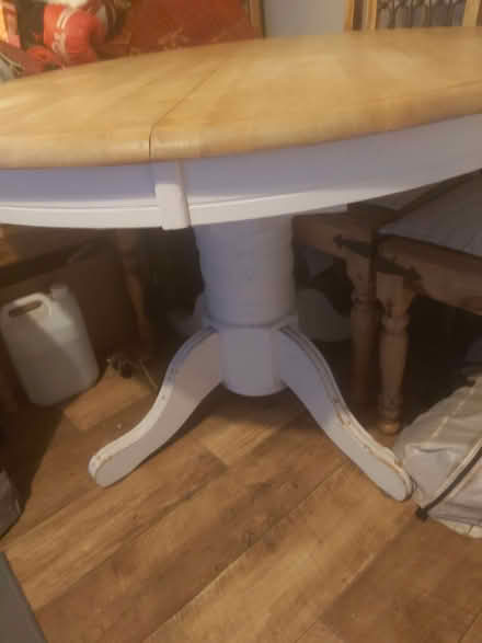 Photo of free Extendable table (Eastbourne BN20) #1