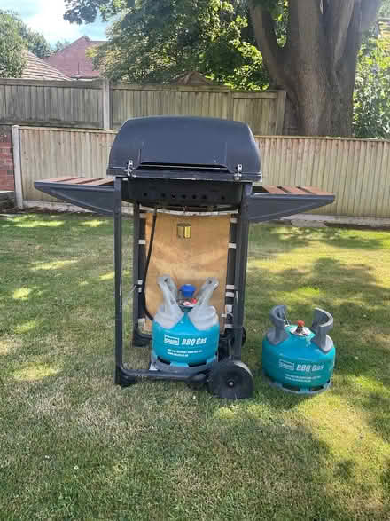 Photo of free Garden Barbecue with Gas (Wallington PO16) #2