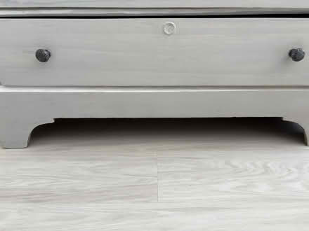 Photo of free Chest of drawers (Lee SE3) #3