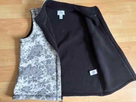 Photo of free Ladies fleece vest Medium (L5L 5P5) #2