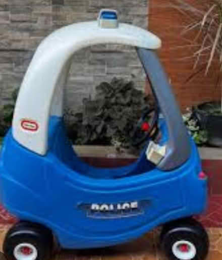 Photo of Little Tikes police car (Waterlooville PO7) #1