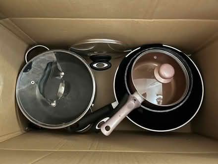 Photo of free Pots and pans (WN6 Shevington) #1