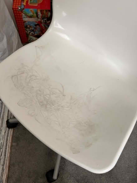 Photo of free ikea study chair (Gateford S81) #2