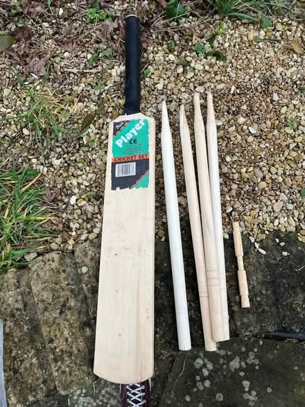 Photo of free Cricket set (Radstock BA3) #1