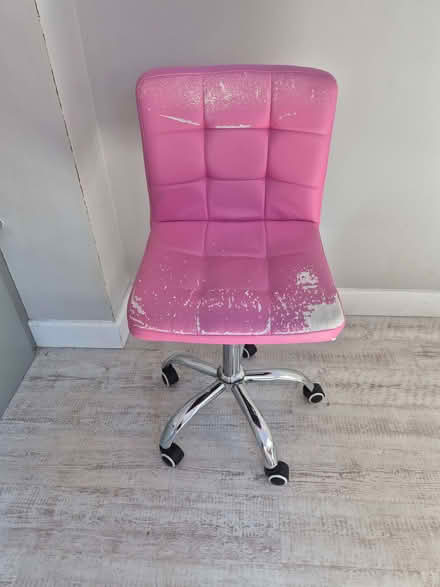 Photo of free Pink Desk Chair (Chalfont St Peter SL9) #4