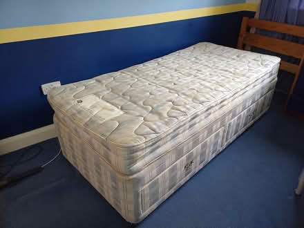 Photo of free Single divan bed (Stourport, Worcs, DY13) #1