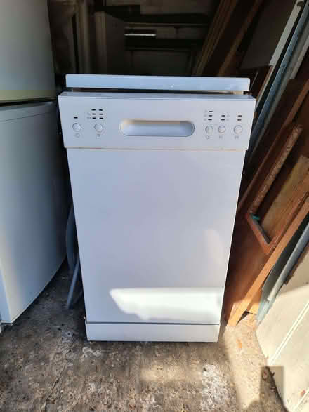 Photo of free Dishwasher - 50 cm width, working (Crouch Hill N4) #1