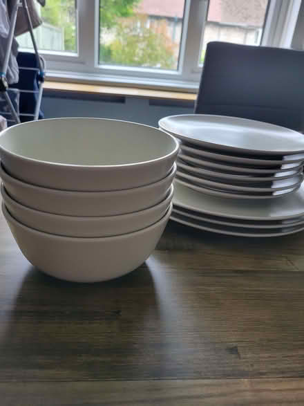 Photo of free Plates & Bowls (Eyam S32) #4