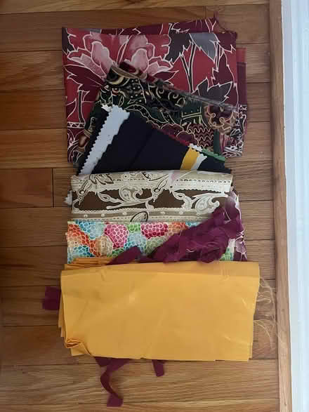 Photo of free Fabric swatches and remnants (Bowie MD) #2