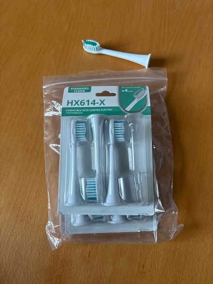 Photo of free Electric toothbrush heads (Dean EH4) #1