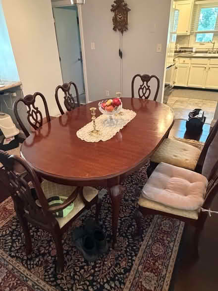Photo of free Dining room set (Near north end) #3