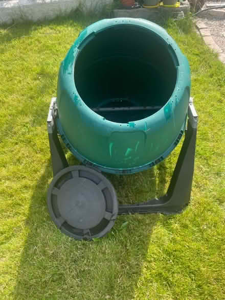 Photo of free Tumble/ rotating composter (South Dublin) #4