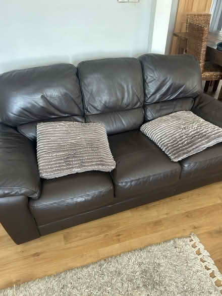 Photo of free Leather sofa (Sandford on Thames OX4) #1