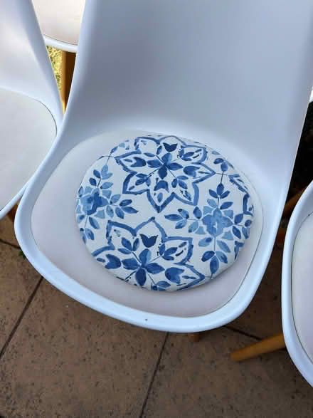 Photo of free Dining chairs (South Croydon CR2) #2