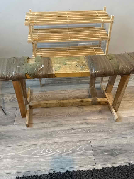 Photo of free Bench (Croydon CR0) #1