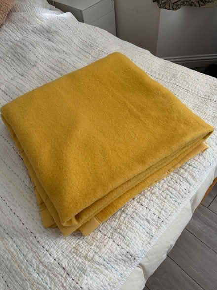 Photo of free Large woollen blanket (BS11) #1