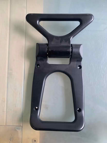 Photo of free TV Wall Attachment (Kendal LA9) #1
