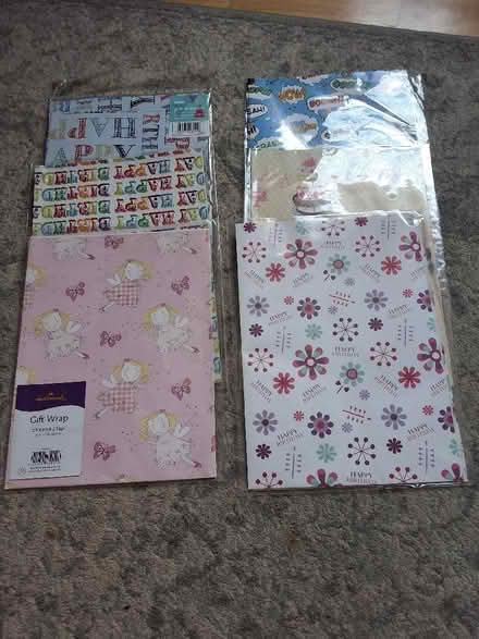 Photo of free Job lot of wrapping paper & wedding gift bag (Loscoe Grange DE75) #4