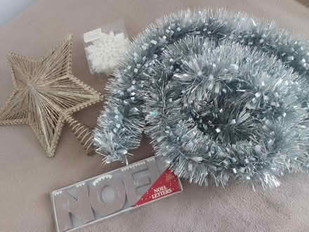 Photo of free Christmas decorations (Scotstoun, Glasgow) #1