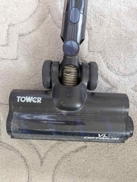 Photo of free Tower Cordless Vacuum (Hillsborough S6) #1