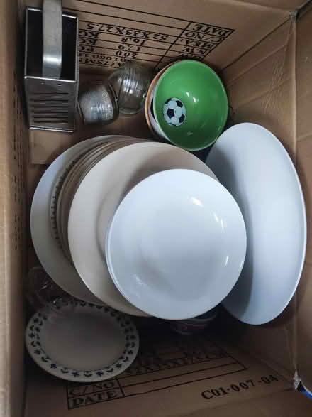 Photo of free Box full of plates and bowls. (Great Moor SK7) #1