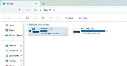 Photo of free HP Pavilion 14 inch laptop with Windows 11 (Withington M20) #1