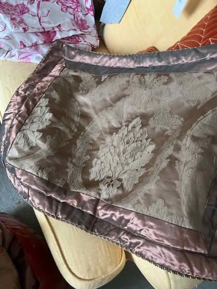 Photo of free King Size Quilt Set (Middle Deal CT14) #1