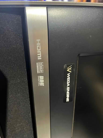 Photo of free SONY TV LCD 40” TV. , remote, stand (Basingstoke RG22) #2