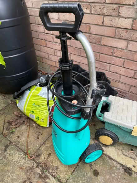 Photo of free Mud daddy (for washing dogs) 12ltr 'Portable washing brush' (Brecon LD3) #1