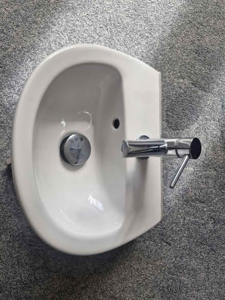 Photo of free Small sink & tap (Partington Manchester) #1