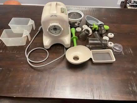 Photo of free Samsun Juice Extractor (Falls Road Park) #2