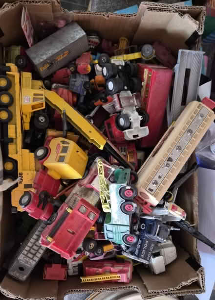 Photo of free Big box of vintage toy cars (Guildford GU1) #1