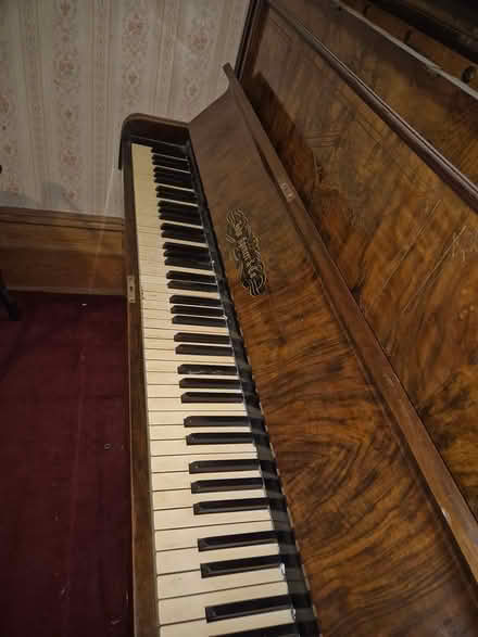Photo of free upright piano working (SE15 peckham) #3