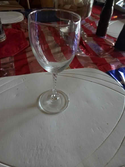 Photo of free wine glasses (Manville) #1