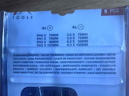 Photo of free 8pc screwdriver set (KT3 New Malden) #2
