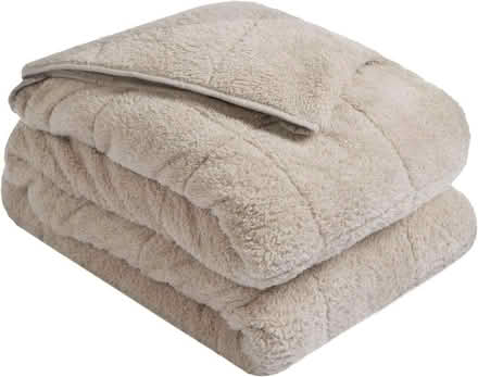 Photo of free Weighted blanket (king size, natural colour) (Peachcroft OX14) #2