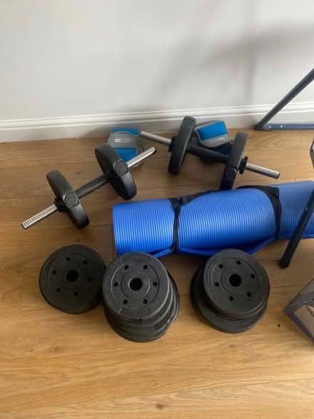 Photo of free Training weights and mat,two tread steps,clothes horse and s (East Mains G74) #1