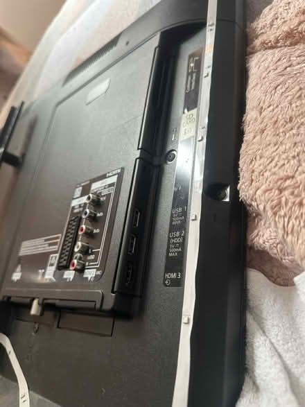 Photo of free Broken screen Tv (Normanton, West Yorkshire) #4