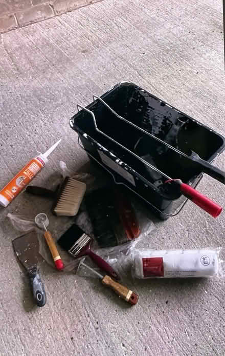 Photo of free Decoratoring items (Chesterfield S40) #1