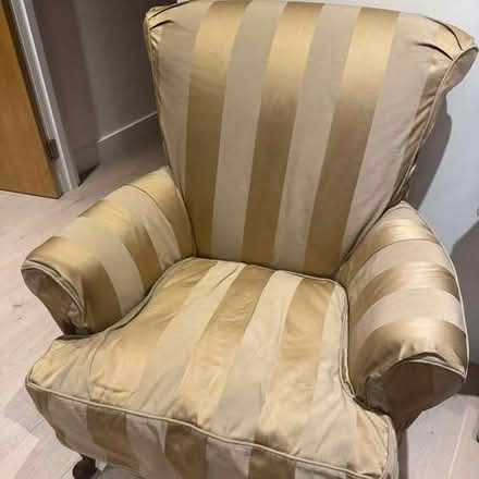 Photo of free Vintage armchair (Colindale NW9) #1