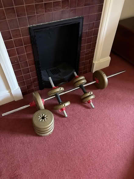 Photo of free Weight lifting set (Wimbledon Common SW19) #1