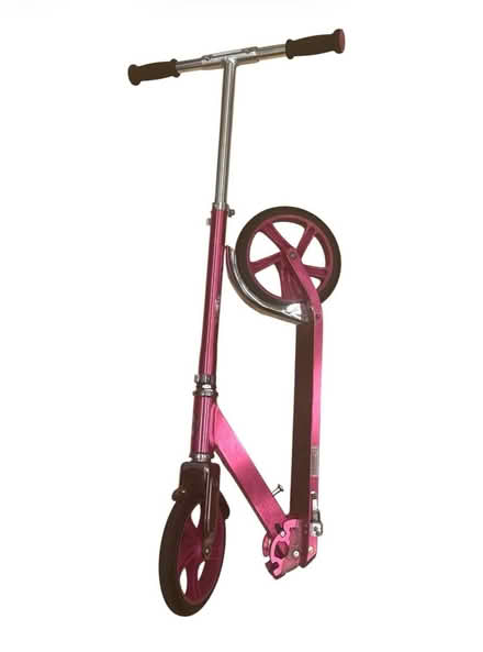 Photo of free Razor Scooter (Brooklyn Storage) #1