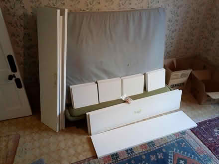 Photo of free 5X5 Kallax Unit - READ EVERYTHING (Highbury N5) #2