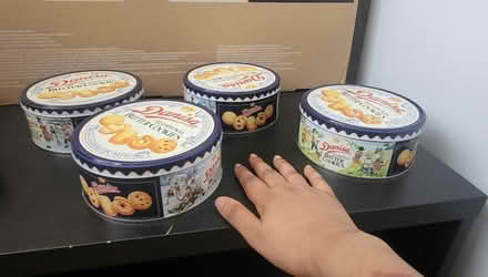 Photo of free Various sizes tin containers (Elmers End BR3) #1